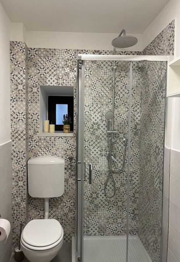 Casina Al 32 Apartment Palermo Ngoại thất bức ảnh